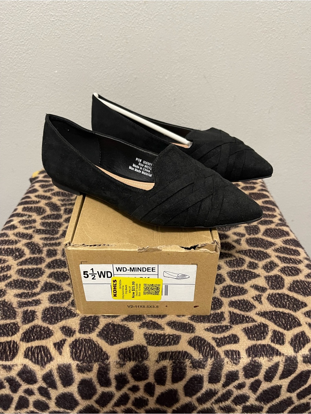 Journee Collection Mindee Slip On Ballet Flats Black NIB Womens 5.5